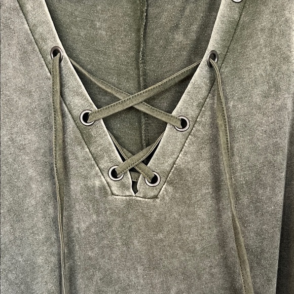 Rock & Republic Olive Lace-Up Tank Top - Picture 3 of 4